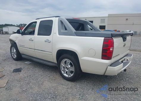 2010 Chevrolet Avalanche 1500 Ltz из США, поврежденный, VIN 3GNNCGE03AG129725